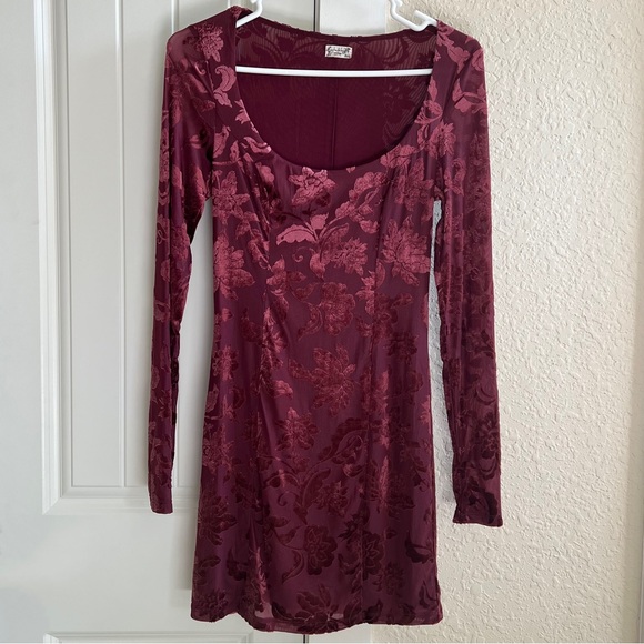 Free People Intimately Free People Lotta Love Velvet Slip Dress (S) - Picture 3 of 16